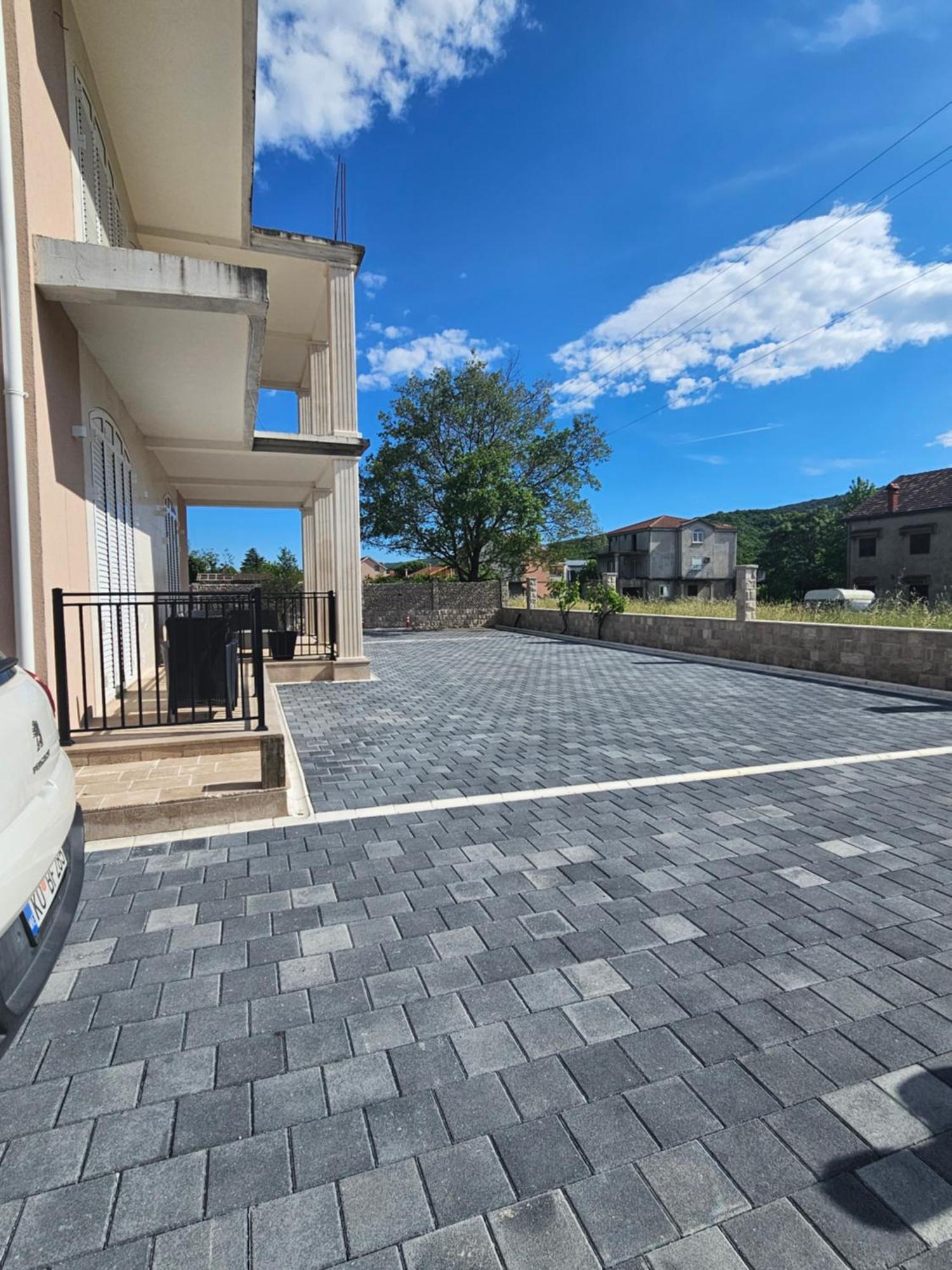 Boulevard Apartments Котор Екстер'єр фото