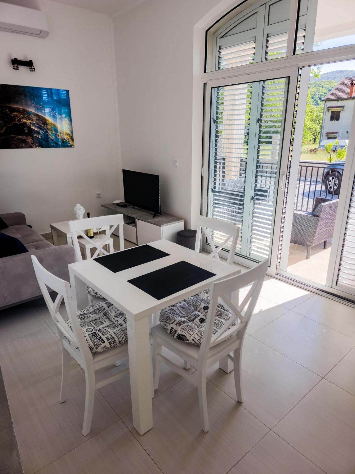 Boulevard Apartments Котор Екстер'єр фото